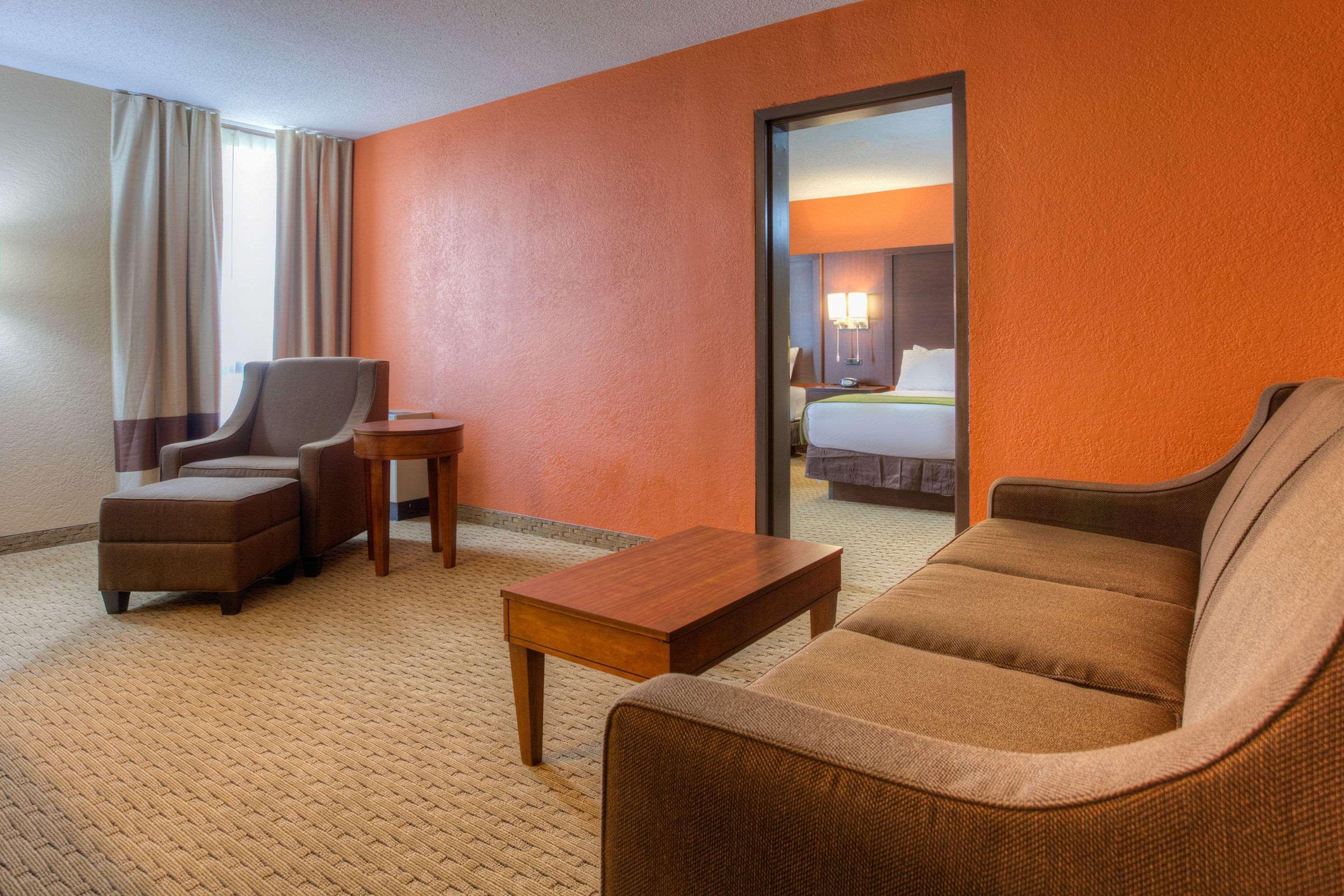 Comfort Inn & Suites Evansville Airport Kültér fotó